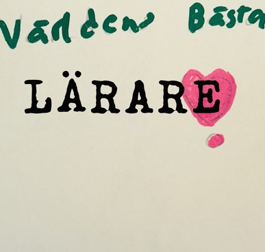 Anders, på vilken hylla står lärarnas VM-pokal?