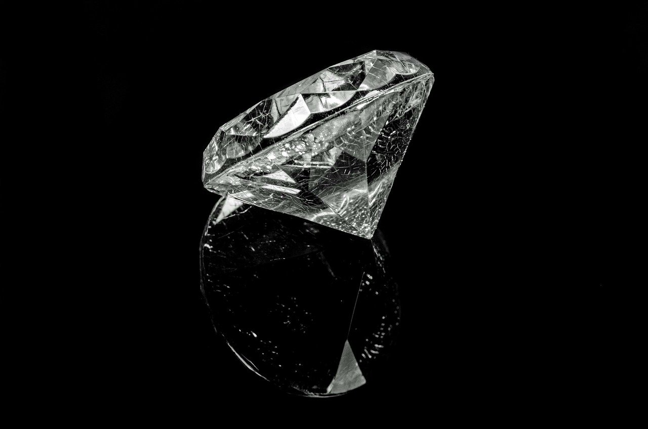 diamond-316610_1280